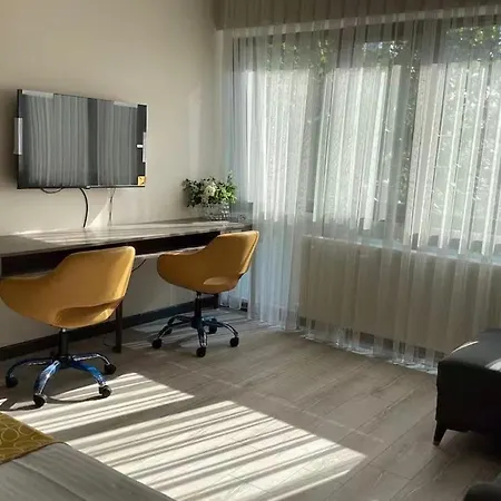 Apartment Mono *